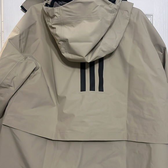 NEW Adidas RAIN RDY JACKET - Picture 9 of 11